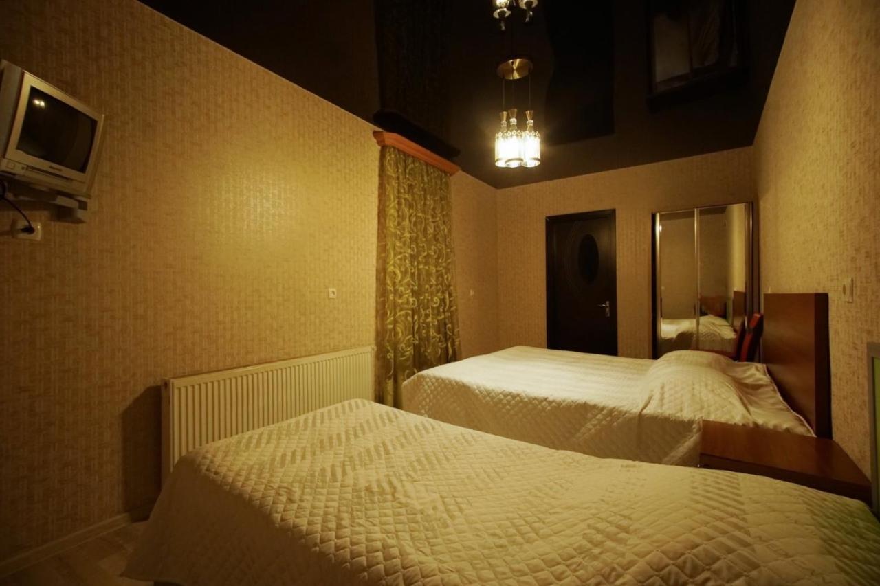Hotel Edelweiss Кутаїсі Екстер'єр фото