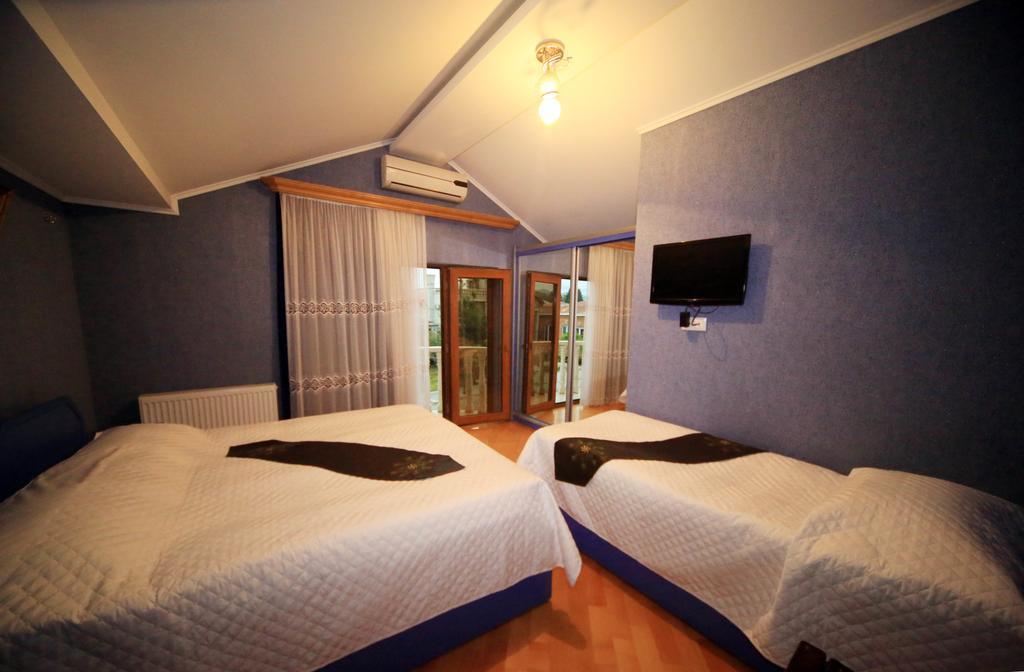 Hotel Edelweiss Кутаїсі Екстер'єр фото