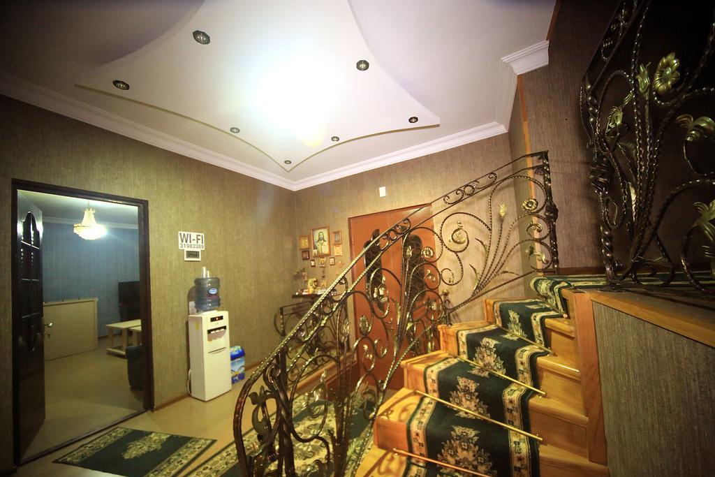 Hotel Edelweiss Кутаїсі Екстер'єр фото